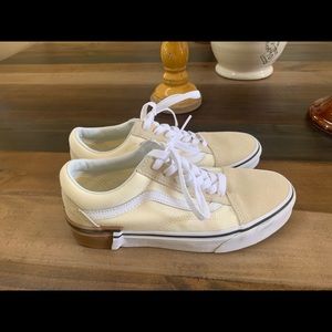 New worn once size 7.